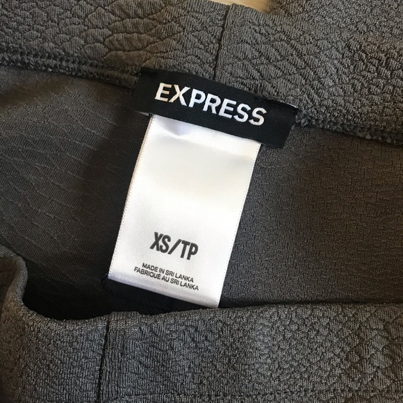 NWT Express Snakeskin Leggings - Picture 4 of 5